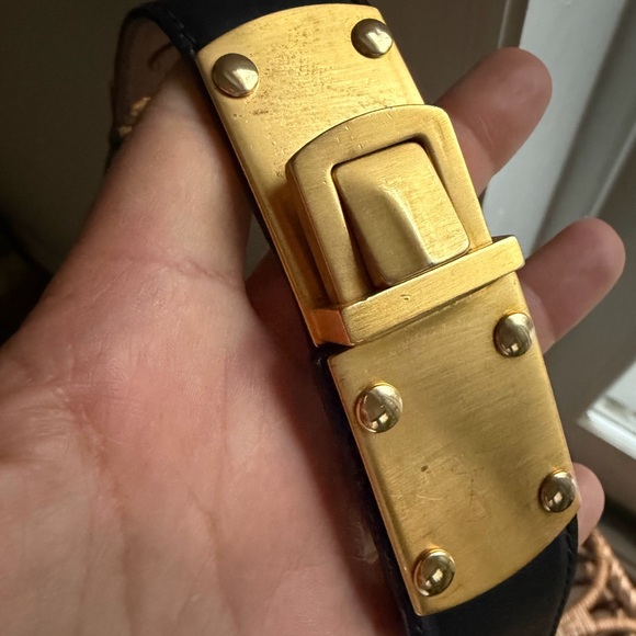 Donna Karan VTG Black Leather and Golden accents chains - Italy- Size Petite S - Picture 4 of 9